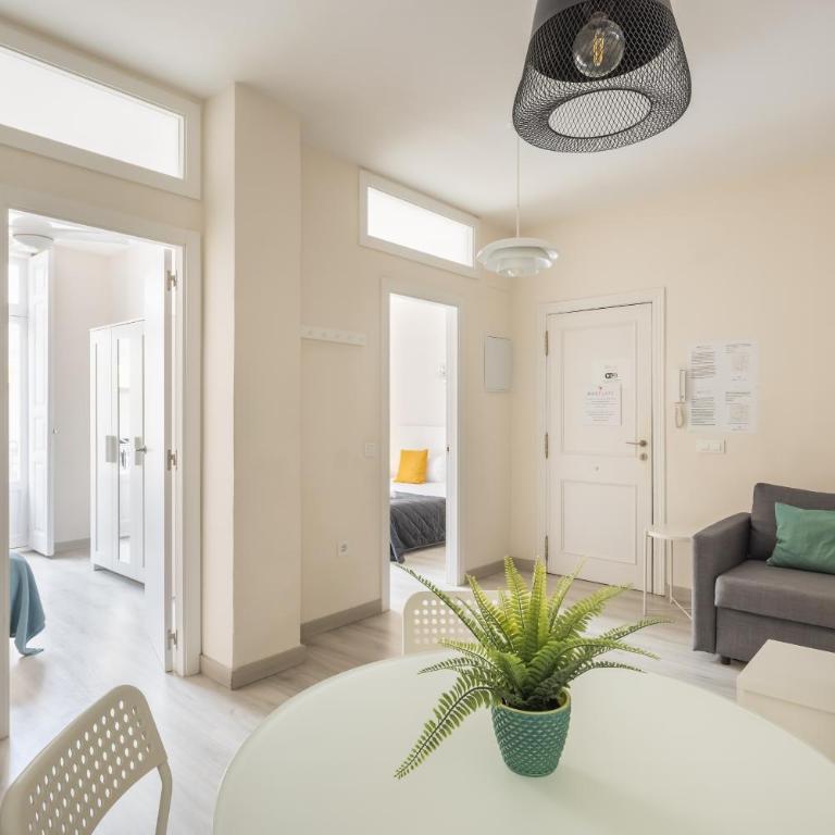 Macflats Ayuntamiento - Exterior Two-Bedroom Apartment - 6