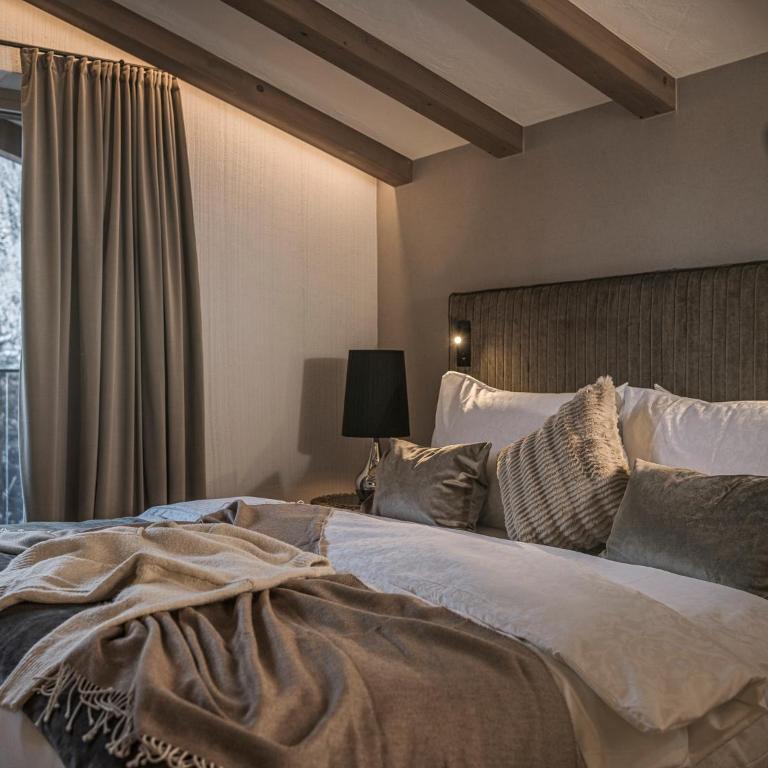 Hotel Bergkristall Zillertal - Adults Only - Suite mit Bergblick - 1