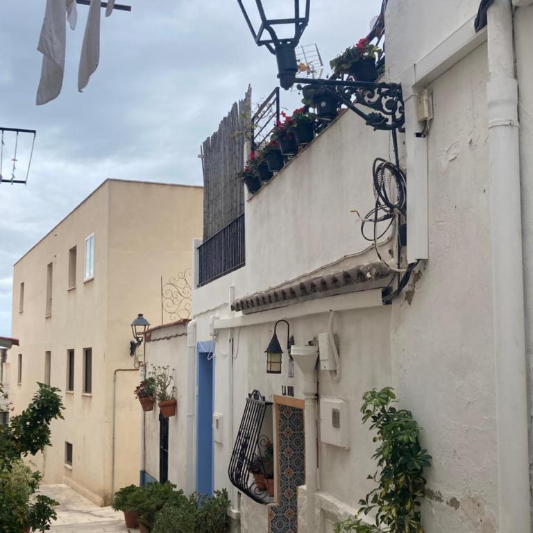 Private Terrace-Romantic-Sea, Castle views-Central - One-Bedroom House - 7
