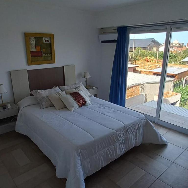Moderna - Casa Unifamiliar de 2 dormitorios - 45