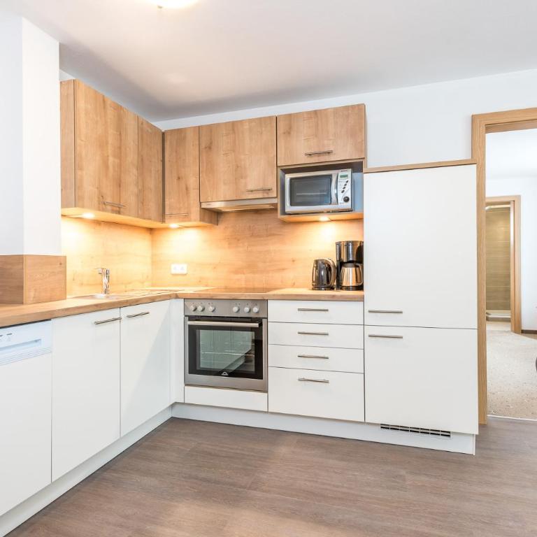 Appartements Sulzer by we rent, SUMMERCARD INCLUDED - Apartment mit 2 Schlafzimmern und Balkon - 2