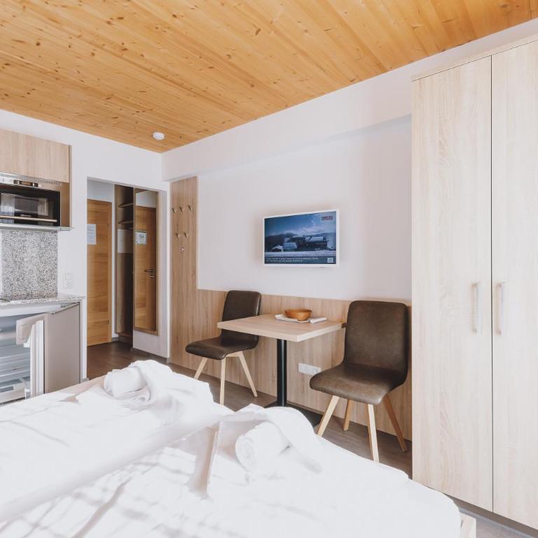 Appartements Sulzer by we rent, SUMMERCARD INCLUDED - Deluxe Studio - 2