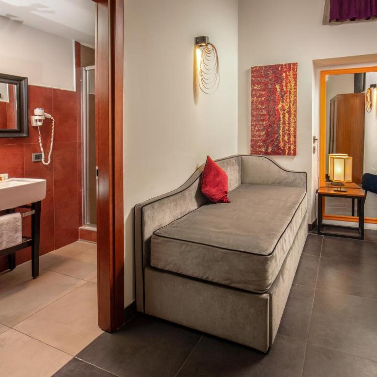 Navona Colors Hotel - Camera Familiare - 1