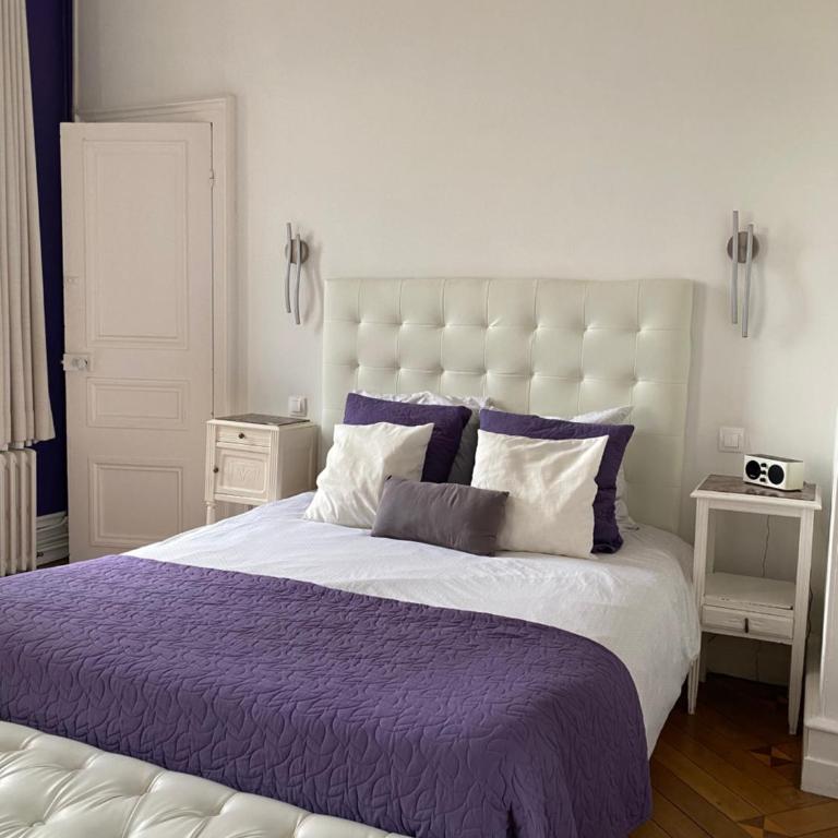 Chambres d'Hôtes Au coin du spa - Chambre Double de Luxe avec Baignoire Spa - 11