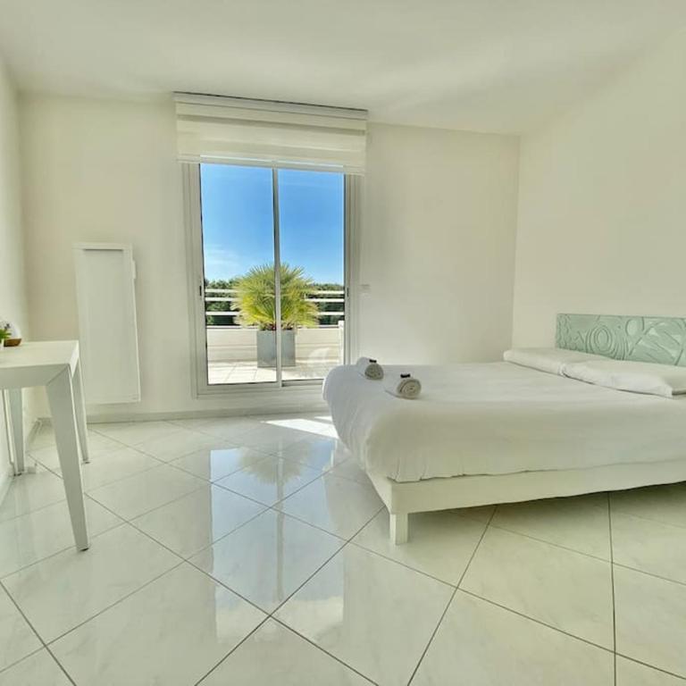 PGH N1 - Roof-Top & Parking Privé, à 2 Pas du Golf - Appartamento con 2 Camere da Letto - 7