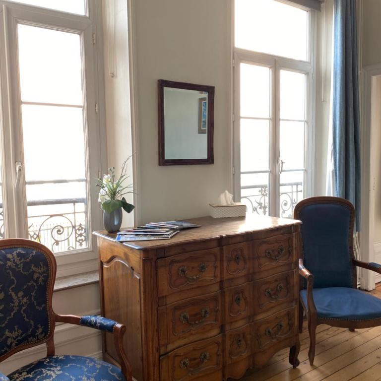 Chambres d'Hôtes Au coin du spa - Suite Familiale avec Bain à Remous - 13
