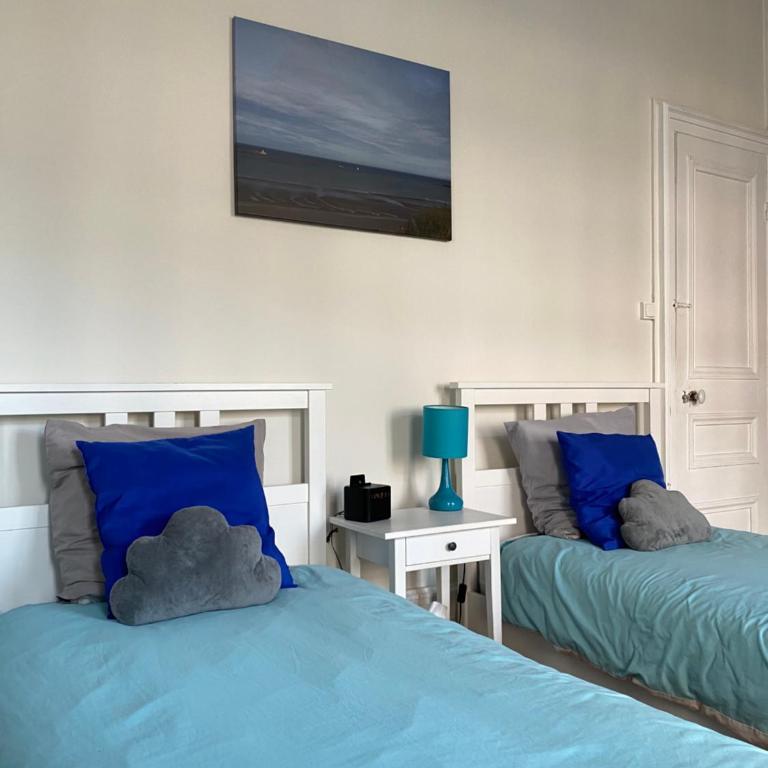 Chambres d'Hôtes Au coin du spa - Suite Familiale avec Bain à Remous - 5