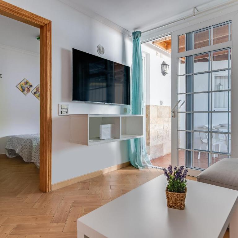 Home2Book Terrace&Pool Apartment Playa del Inglés - Two-Bedroom Apartment - 7