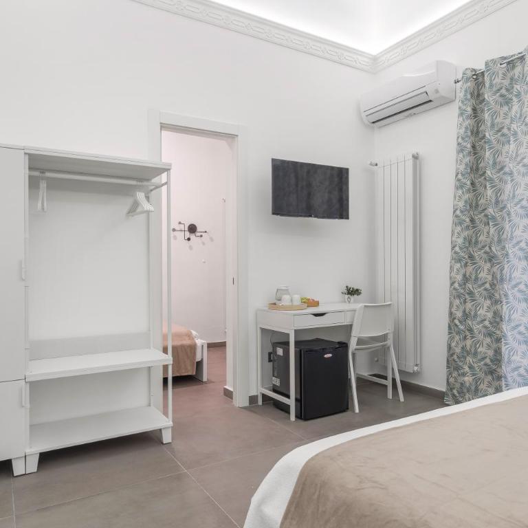 MolteVolte Rooms - Quadruple Room - 2 Connected Double Rooms - 2
