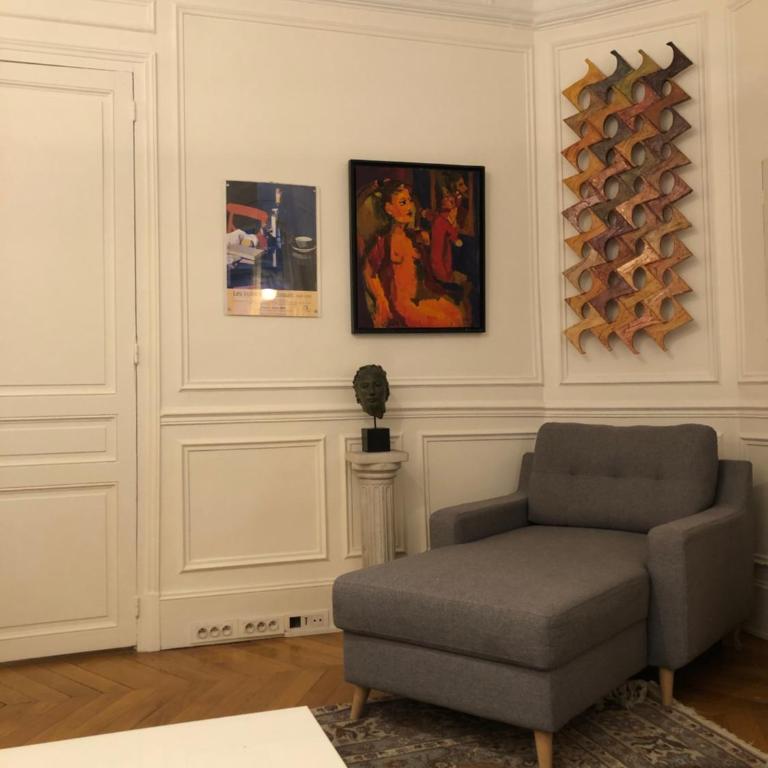 Cosy 2 room 50m2 Parisian classic flat - Passy, 16th arrondissement, near Eiffel Tower - Appartement - Rez-de-Chaussée - 36