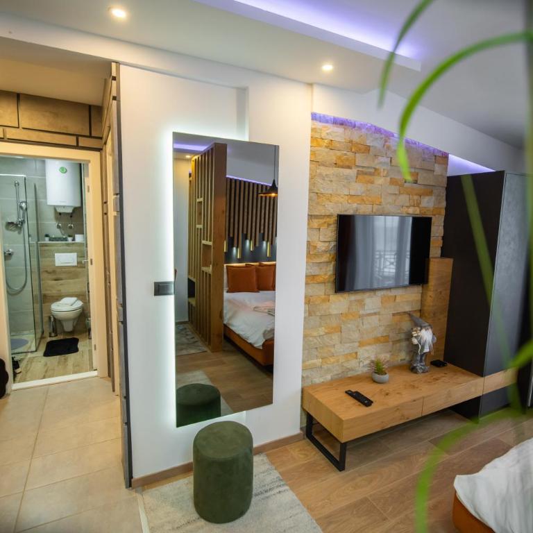 Pleasure Lux MILMARI-Kopaonik - Two-Bedroom Apartment - 11