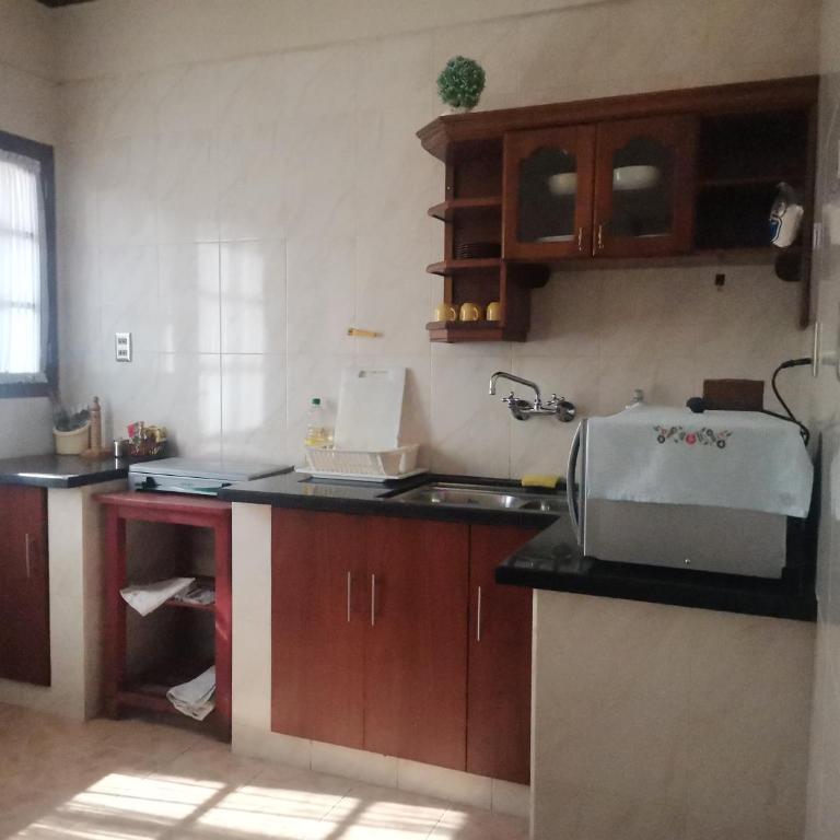 Hostal Palamas - Apartment with Balcony - 6