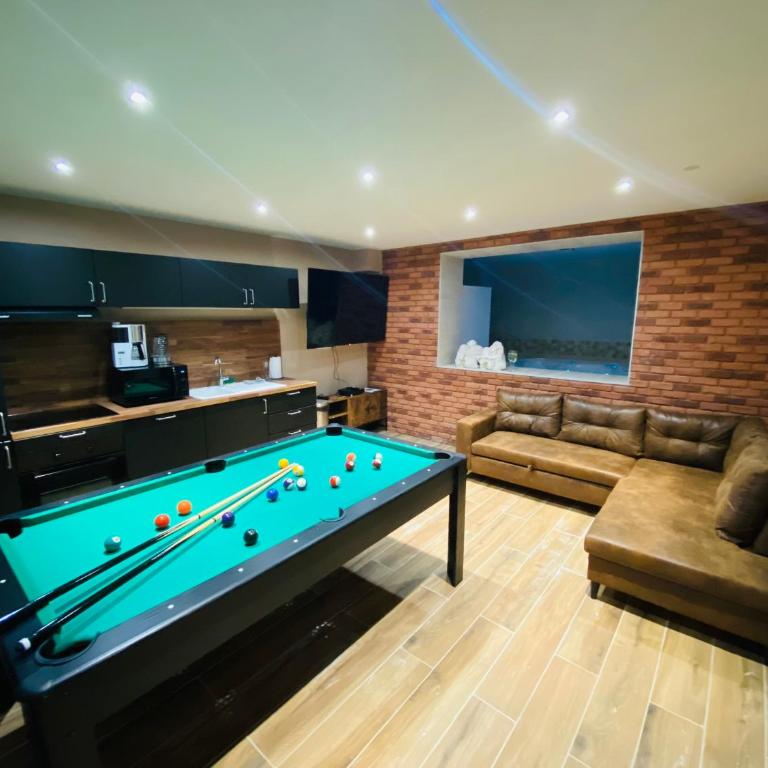 Un moment hors du temps - Jacuzzi - Billard -Baby-Foot- Parking - 167 - Appartement 1 Chambre - 2