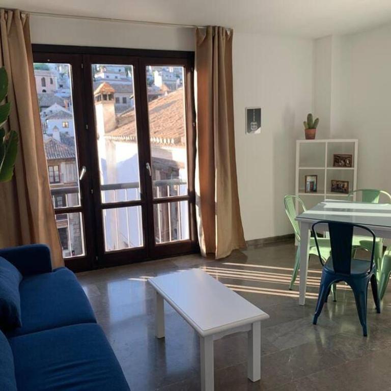 Cosy Apartment with Great Views on Old Town - One-Bedroom Apartment - 4