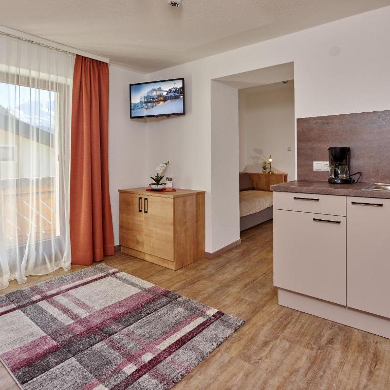 Fremdenpension Alpenruhe - Apartment mit 1 Schlafzimmer - 3