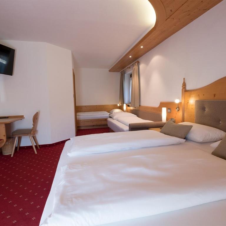 Garni Alba Bed & Breakfast - Camera Quadrupla - 2
