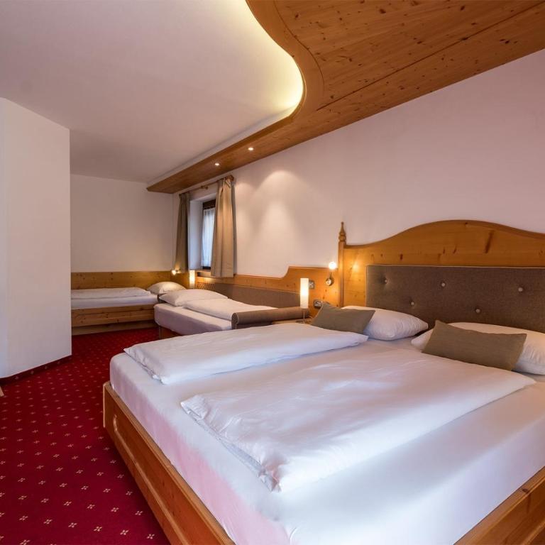 Garni Alba Bed & Breakfast - Camera Quadrupla - 1