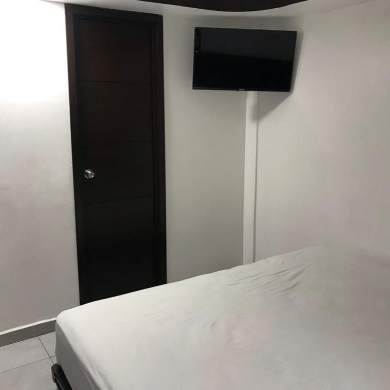 Hotel magallanes con cocineta 100 Metros de playa - Habitación Doble con baño privado - 2 camas - 1