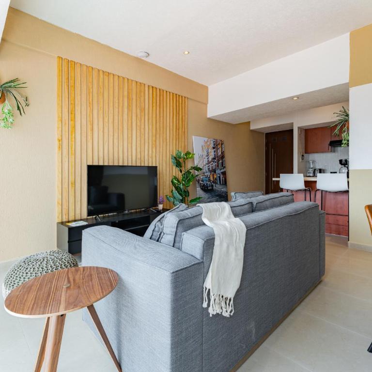 Anahuac Apartments by VH - Apartment with Balcony - 21