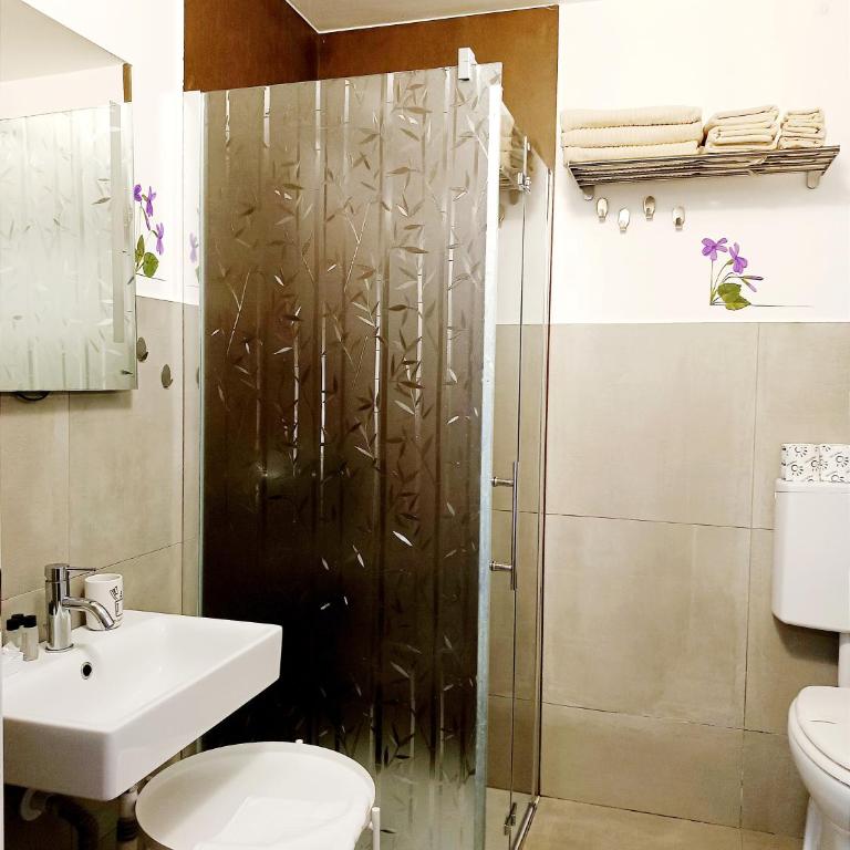 Stanza Con Bagno Privato Orvieto Centro Storico, Aria Condizionata NETFLIX Vicino al Pozzo della Cava-Affittacamere "Carvajal Rooms" - Camera King Standard - 3
