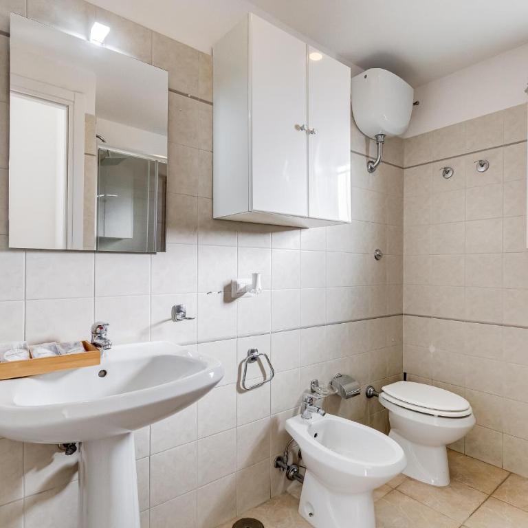 Jmartins Colosseo Suites - Camera Matrimoniale - 9