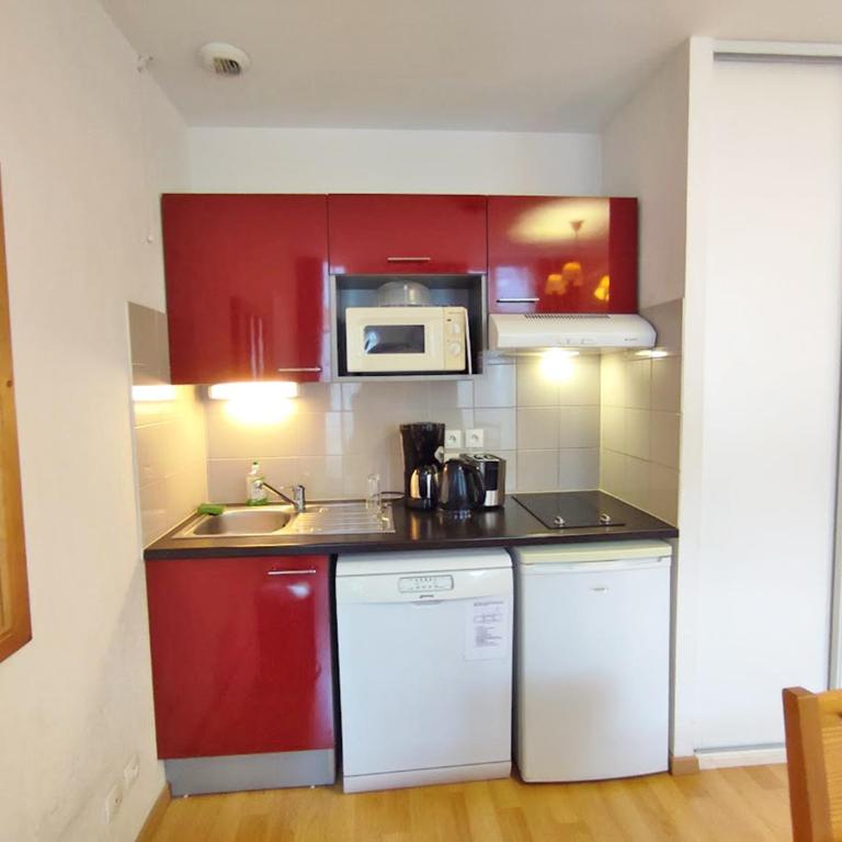 La petite ourse, T2, centre Luchon, wifi, casier à skis, ascenseur, 4 personnes - Appartement 1 Chambre - 5
