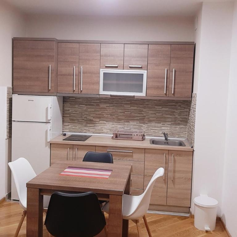 Krivokapić - Apartman sa 1 Spavaćom Sobom - 5
