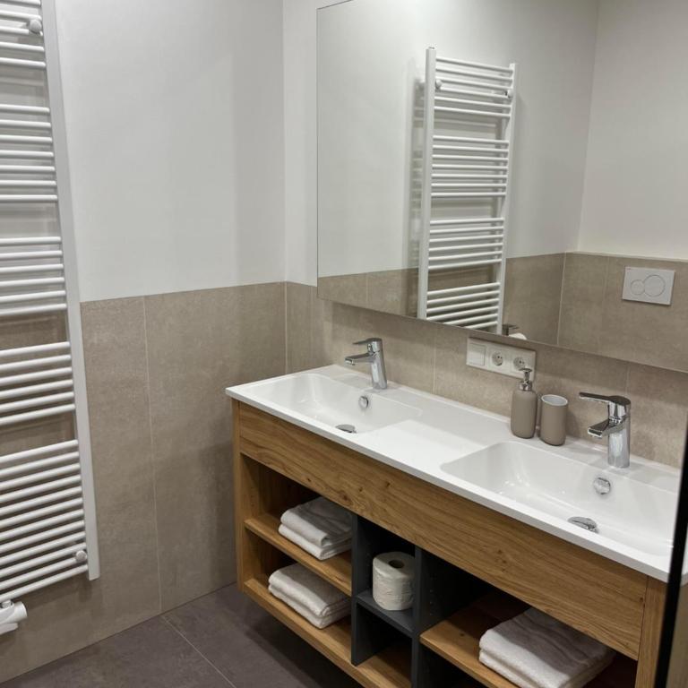 Kaiserresidenz Ellmau - Apartment mit 2 Schlafzimmern und Dusche - 3