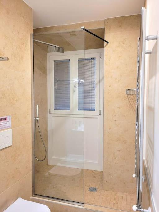 1min from Metro: Domus Famagosta 2Bedrooms 2Baths - Appartamento con 2 Camere da Letto - 11
