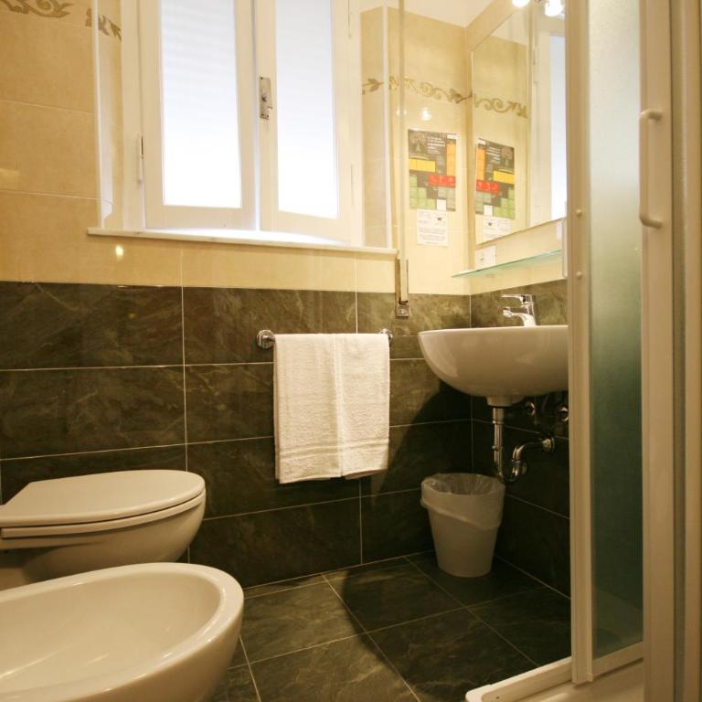 Hotel Amalfi - Camera Quadrupla Standard - 1