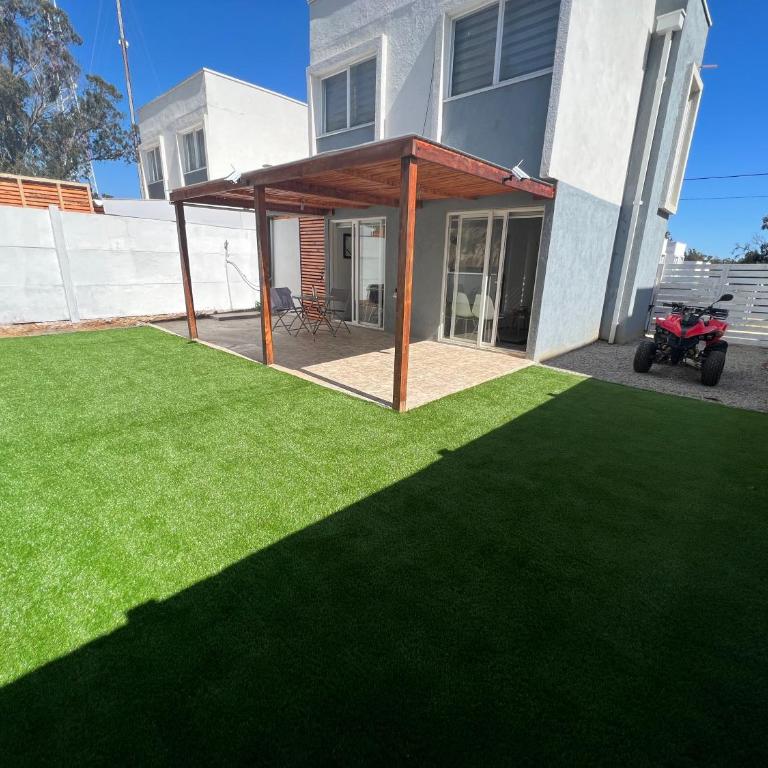 Casa Playa el Tabo en Condominio Estilo Mediterraneo - Three-Bedroom House - 1