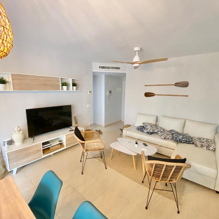 1ªLínea-50m de playa-Reformado-BBQ privada-Vistas al mar-3 terrazas - Apartamento con terraza - 11