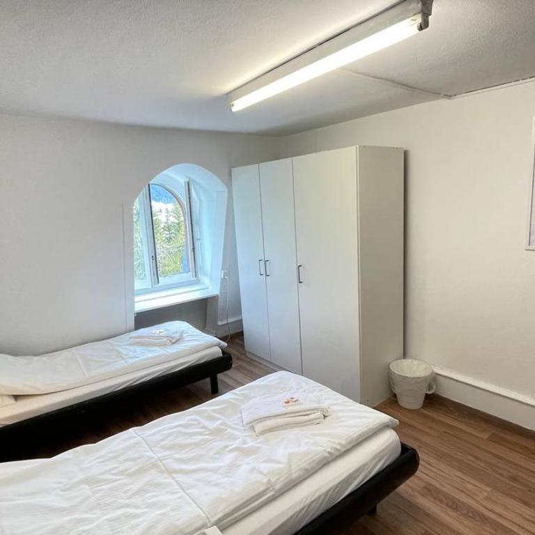 Villa Zentrum Haus Davos - Doppelzimmer mit Gemeinschaftsbad - 14