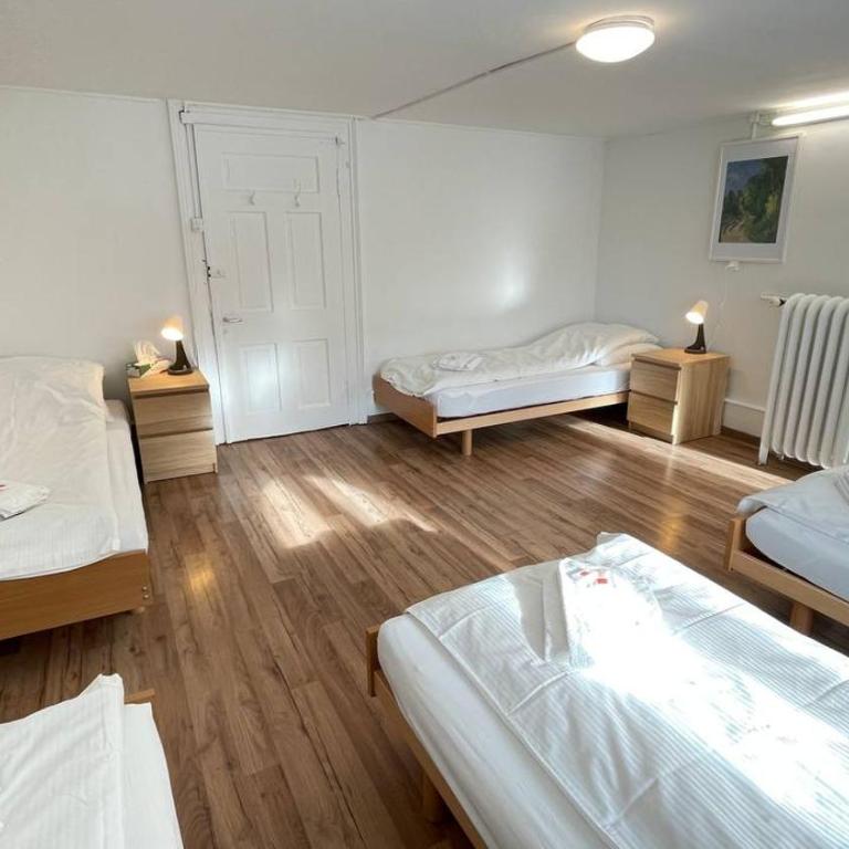 Villa Zentrum Haus Davos - Familienzimmer - 13