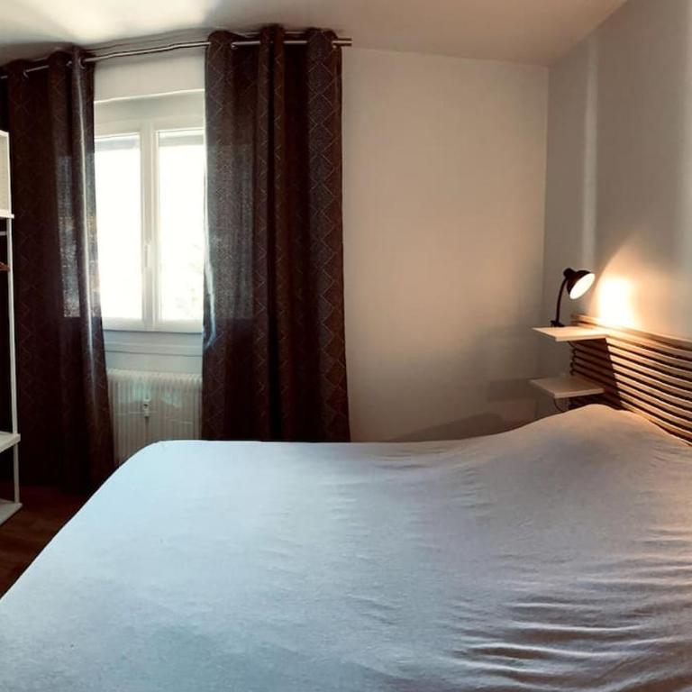 Appart 3ch. entièrement rénové au coeur de Châtel - Appartement 3 Chambres - 2