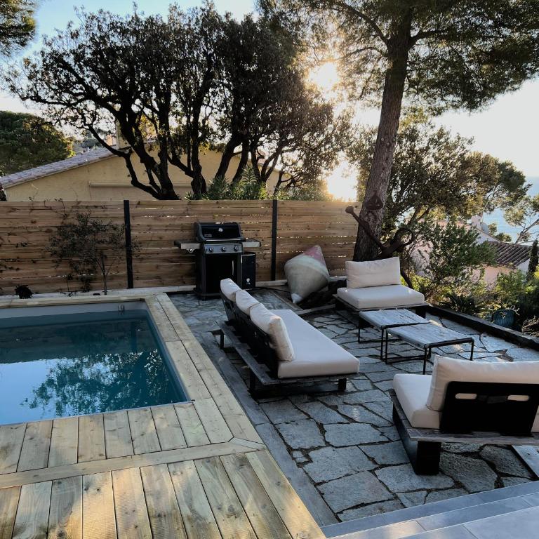 VILLA 650, Vue Mer magnifique, entièrement rénovée avec piscine - Villa - 4