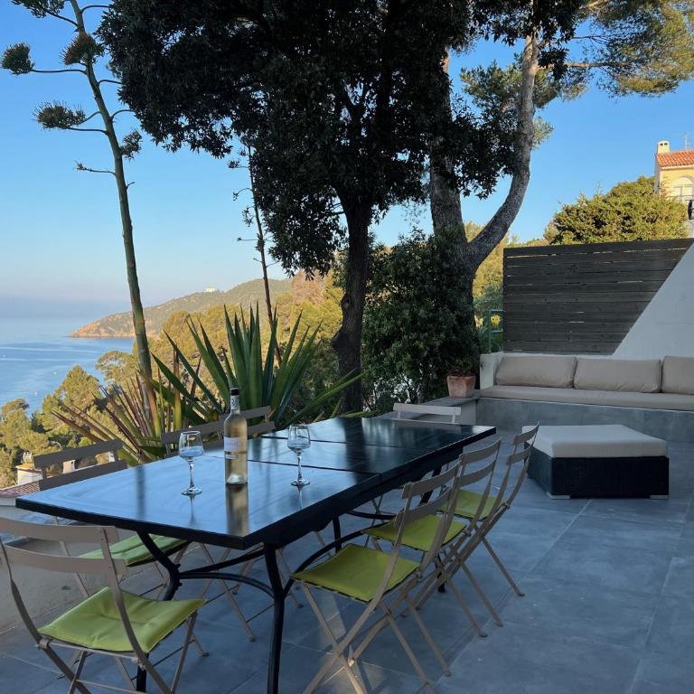VILLA 650, Vue Mer magnifique, entièrement rénovée avec piscine - Villa - 7