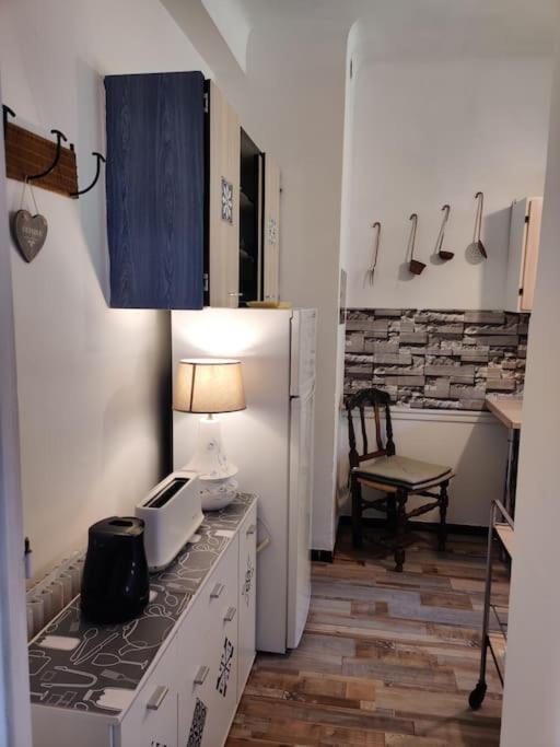 Vintage flat on Villefranche bay - free car park - Appartement 2 Chambres - 12