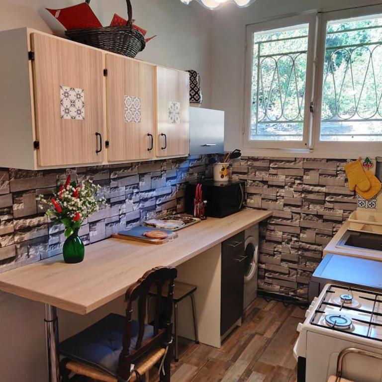 Vintage flat on Villefranche bay - free car park - Appartement 2 Chambres - 32