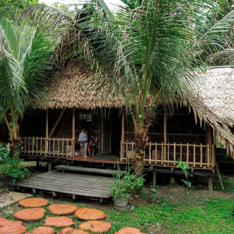 Hospedaje SELVA DE AVES - Bungalow Familiar - 8