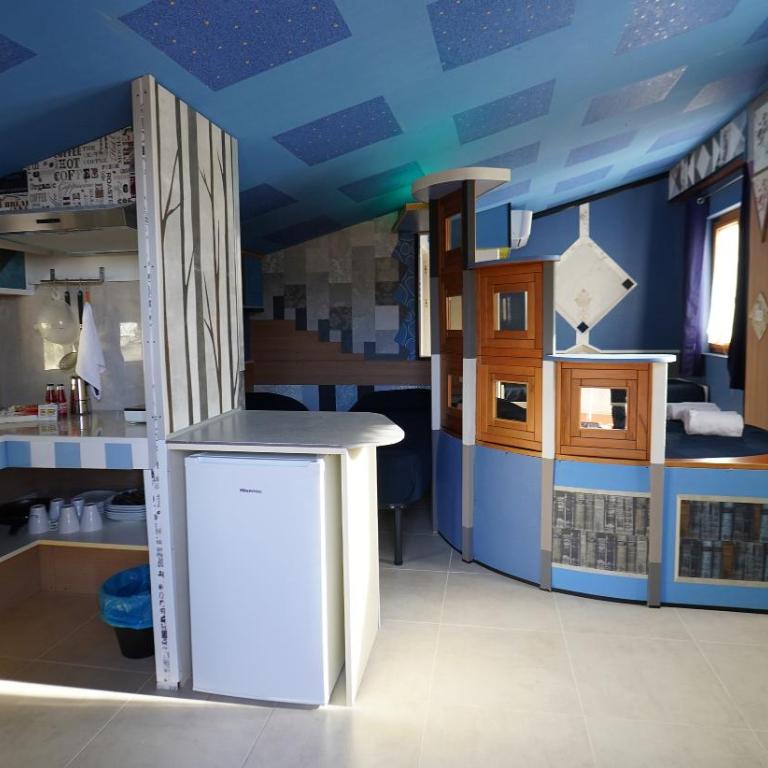 RESIDENCE SOLARIDE apartments, FREE PRIVATE PARKING WITH VIDEOSURVELLIANCE and SHUTTLE SERVICE - Monolocale Familiare - 10