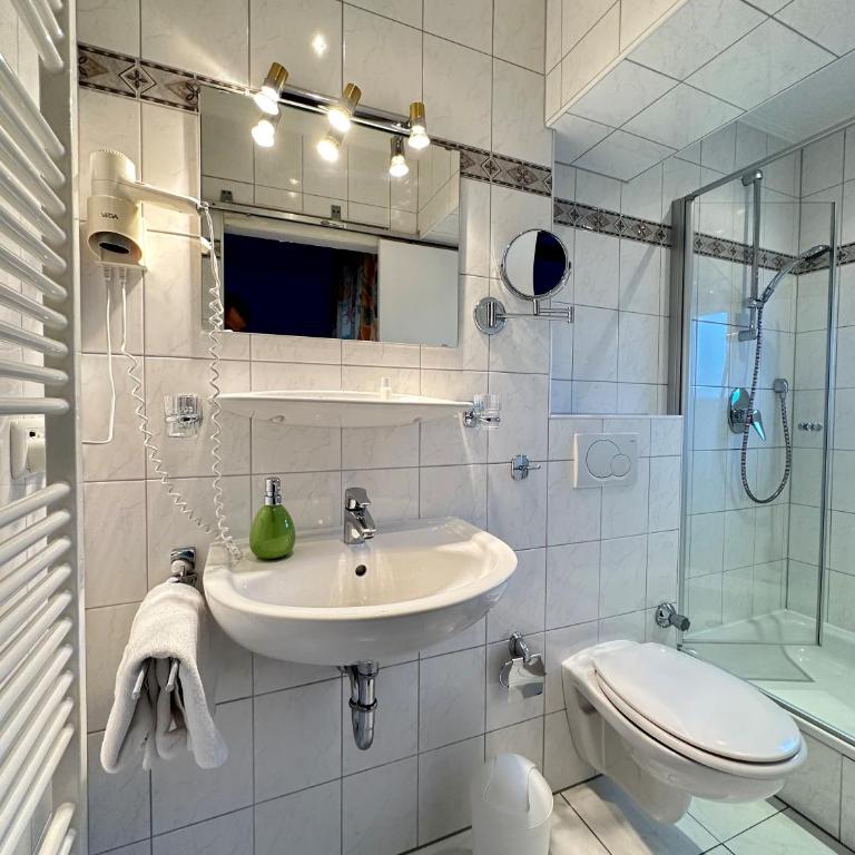Weidegg - Hotel Garni - Standard Doppelzimmer - 12