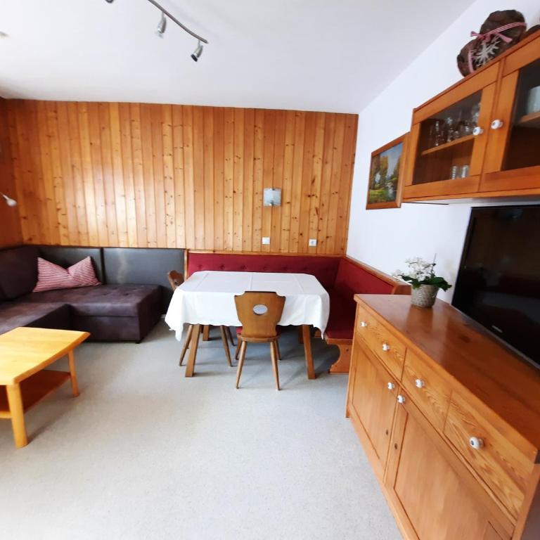 Appartement Schilcher - Apartment mit 2 Schlafzimmern und Terrasse - 9