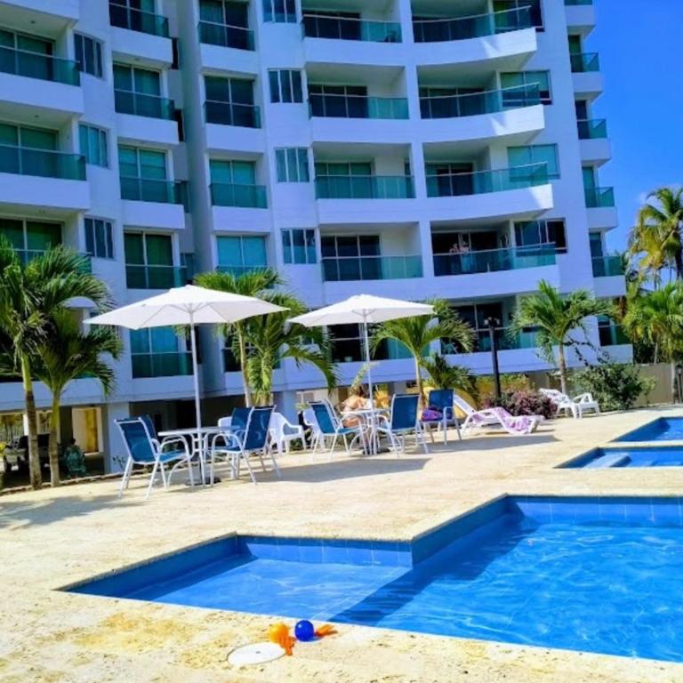 Acogedor apartamento con vista al mar en coveñas - Apartamento de 3 dormitorios - 1