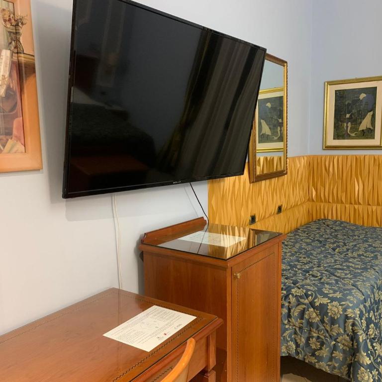 Consoli Romani Vatican Rooms - Superior Dreibettzimmer - 11