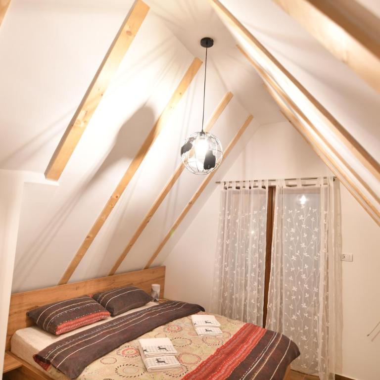 Brvnara Mont - One-Bedroom House - 17