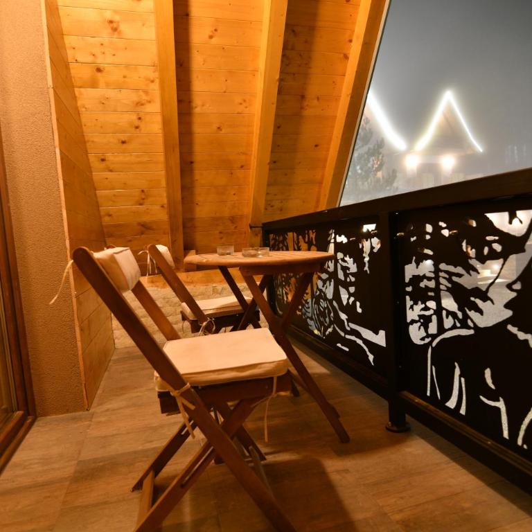Brvnara Mont - One-Bedroom House - 26