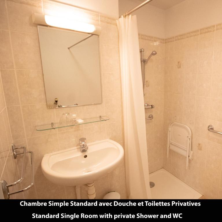Port Royal Hotel - Einzelzimmer mit eigener Dusche und WC - 3