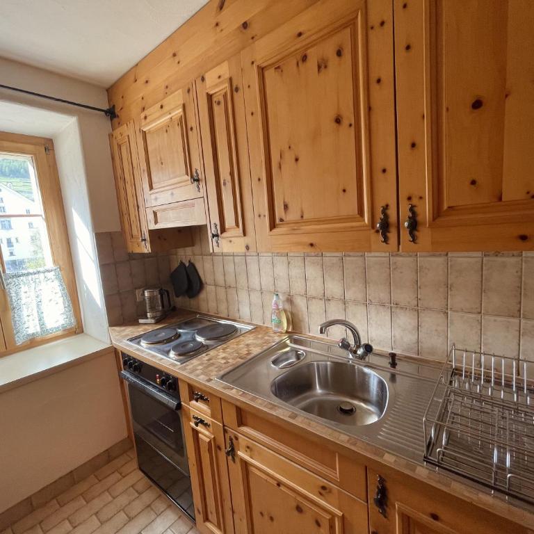 Chesa Coronella - Apartment mit 1 Schlafzimmer - 13