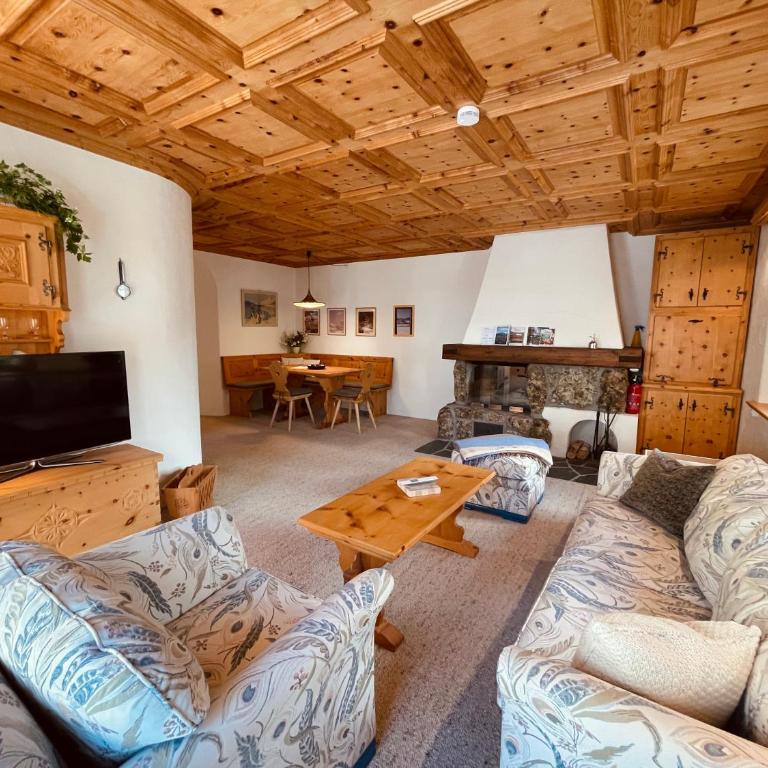 Chesa Coronella - Apartment mit 1 Schlafzimmer - 2